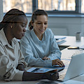 © freepik | magnific.com | Industrial designers working on 3d model